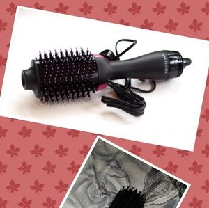 Revlon one step styler and volumizer and bearmoo